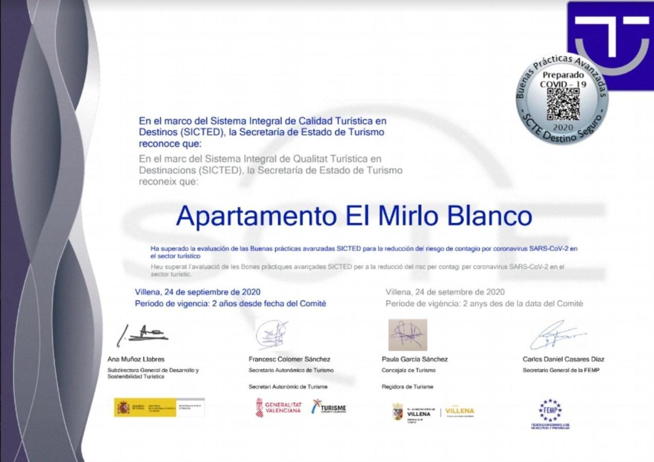 Apartamento El Mirlo Blanco Villena Esterno foto