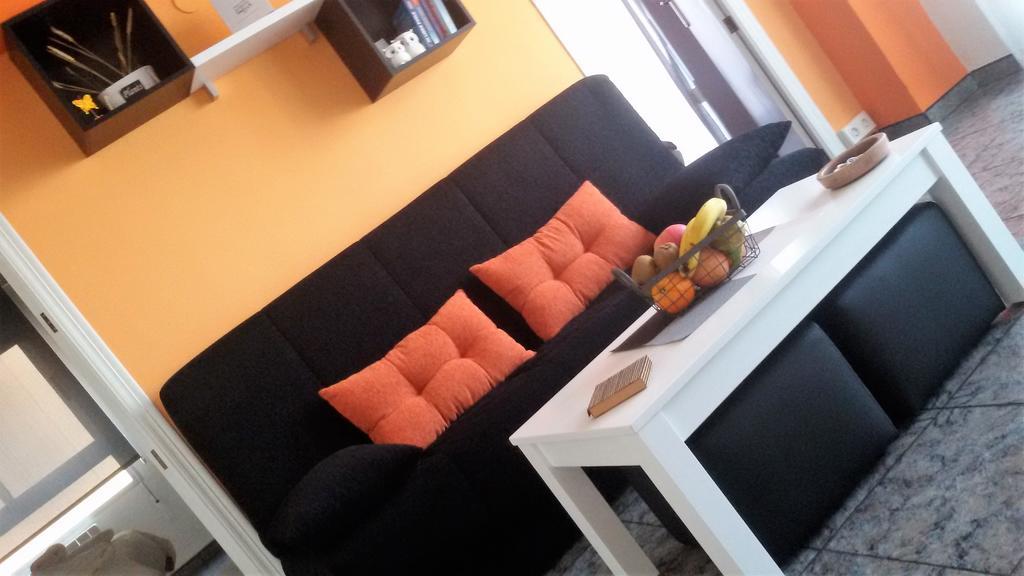 Apartamento El Mirlo Blanco Villena Esterno foto